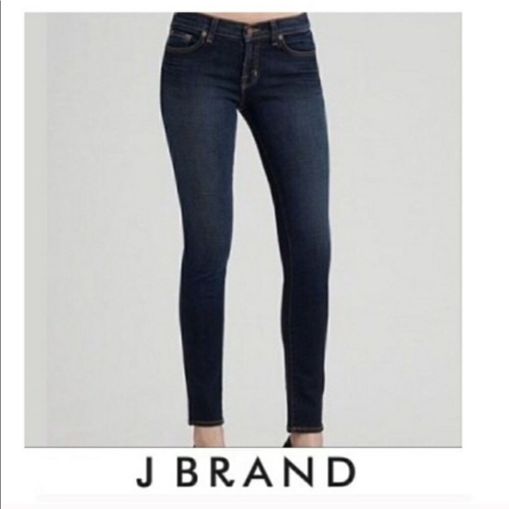 💋J. Brand Aruba jeans perfect for every season!💋